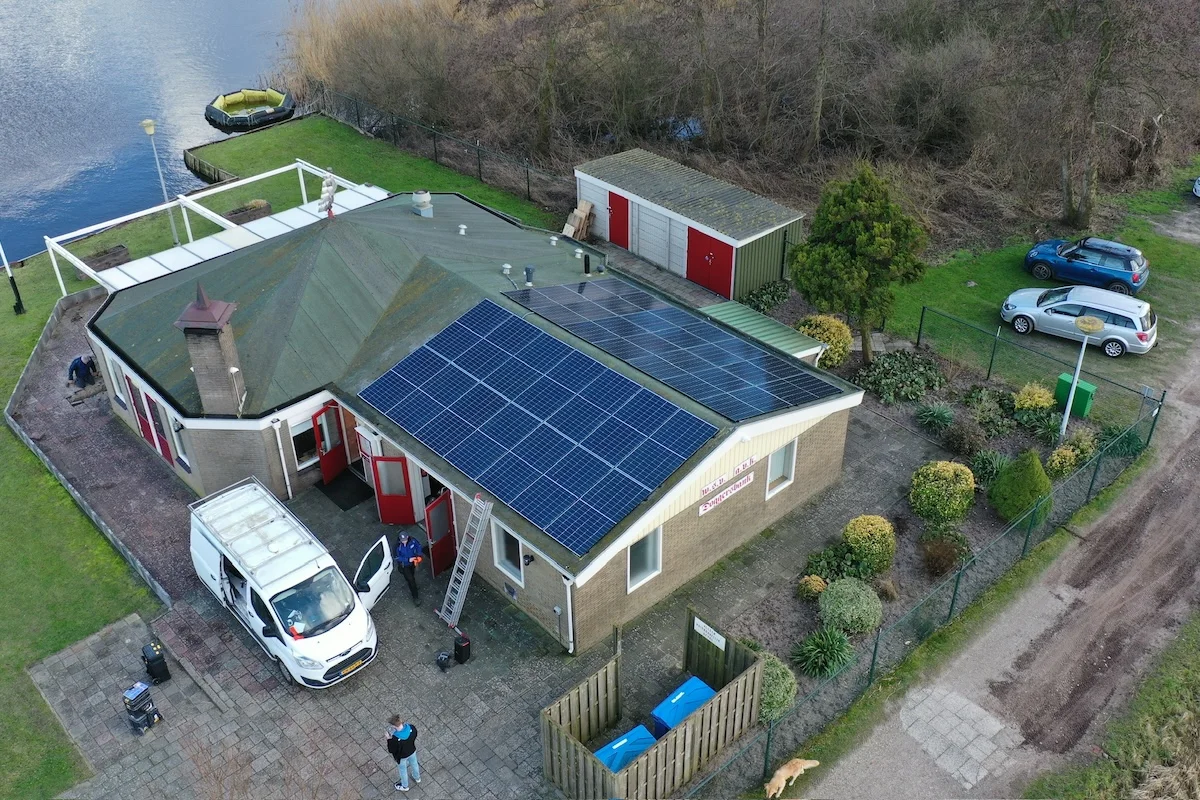 Zonnepanelen op locatie